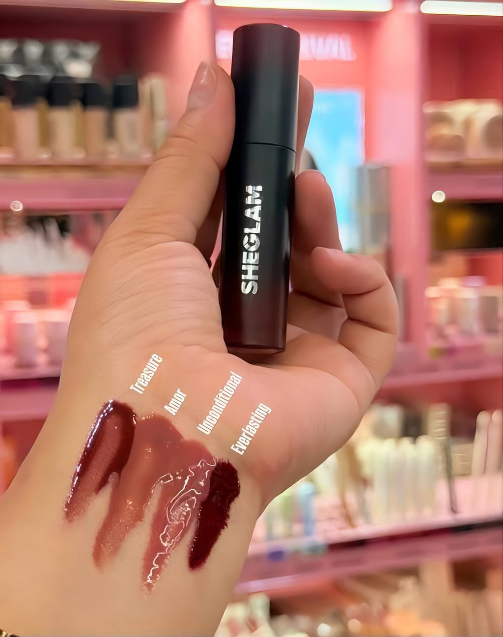 •High lipgloss 
4pcs set•